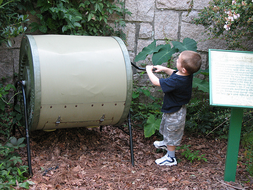 Tumbling Composter 